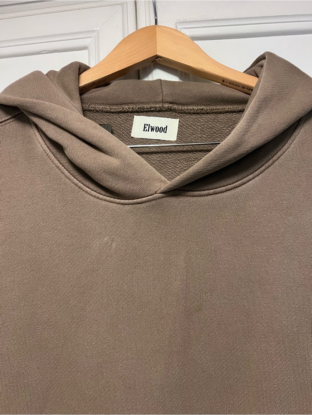 Elwood Core Hoodie Sweater Brown Organic Cotton Comfy Casual Travel Size Medium - Picture 4 of 8
